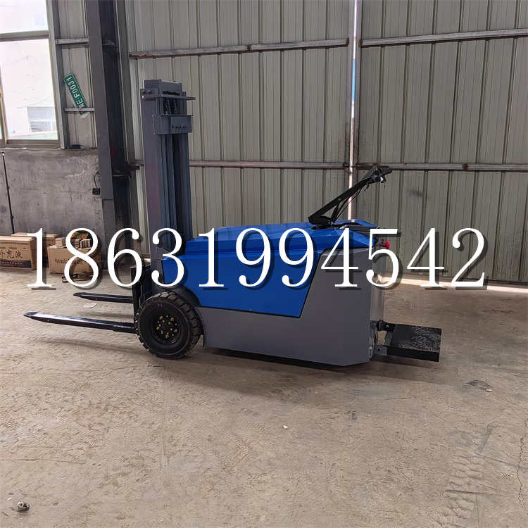 海南藏族自治州全电动叉车插腿式堆高车液压装卸车1.5吨升高小型站驾式铲车